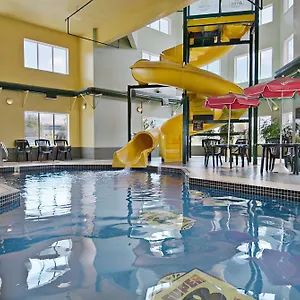 Super 8 By Wyndham Shawnessy Area Calgary