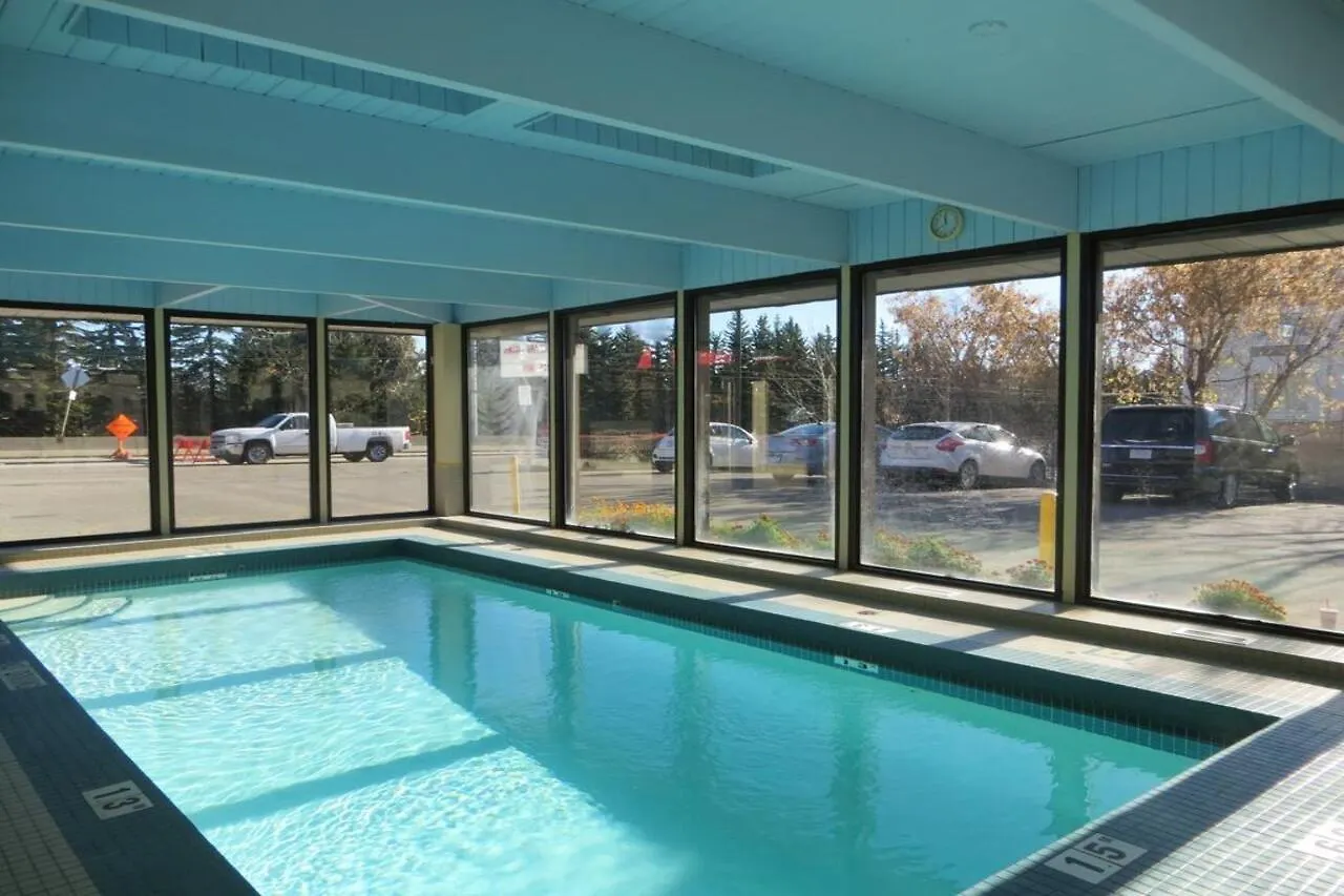Ramada Limited Calgary Hotel