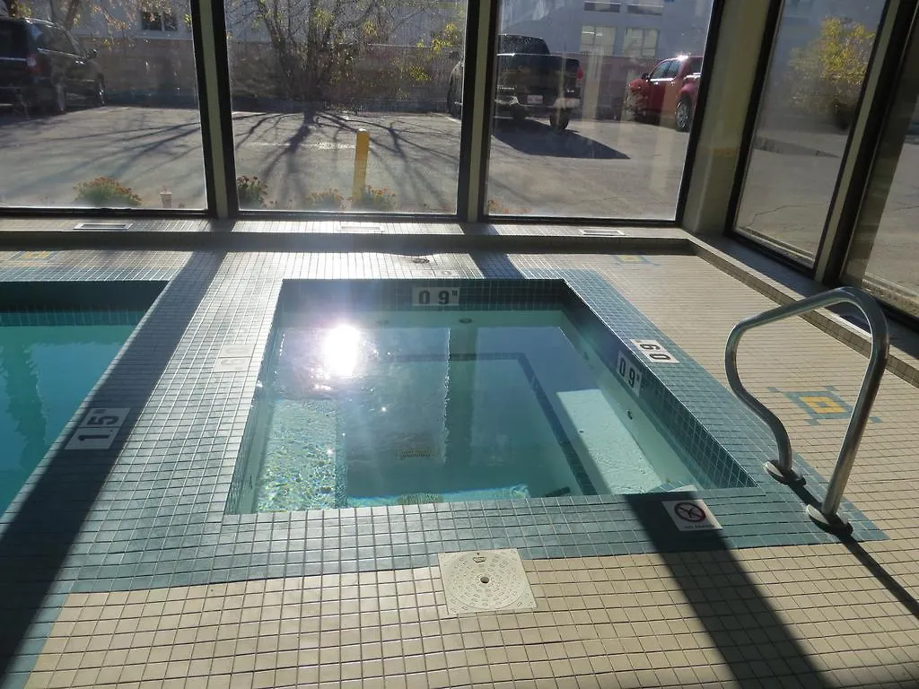 Ramada Limited Calgary Hotel 2*,  Canada