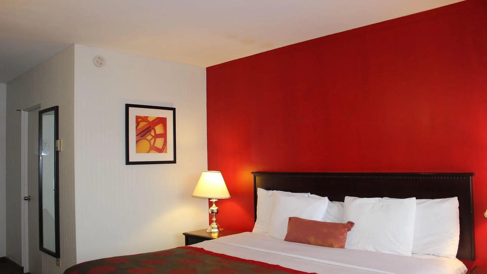 **  Ramada Limited Calgary Hotel Canada