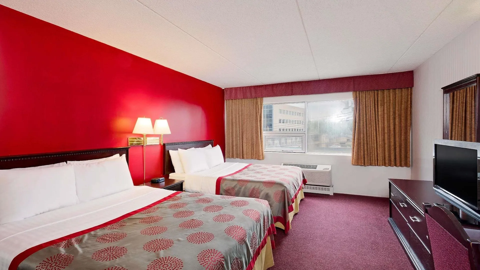 Ramada Limited Calgary Hotel