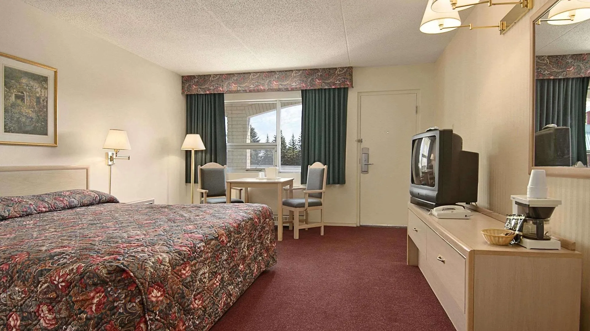 Ramada Limited Calgary Hotel